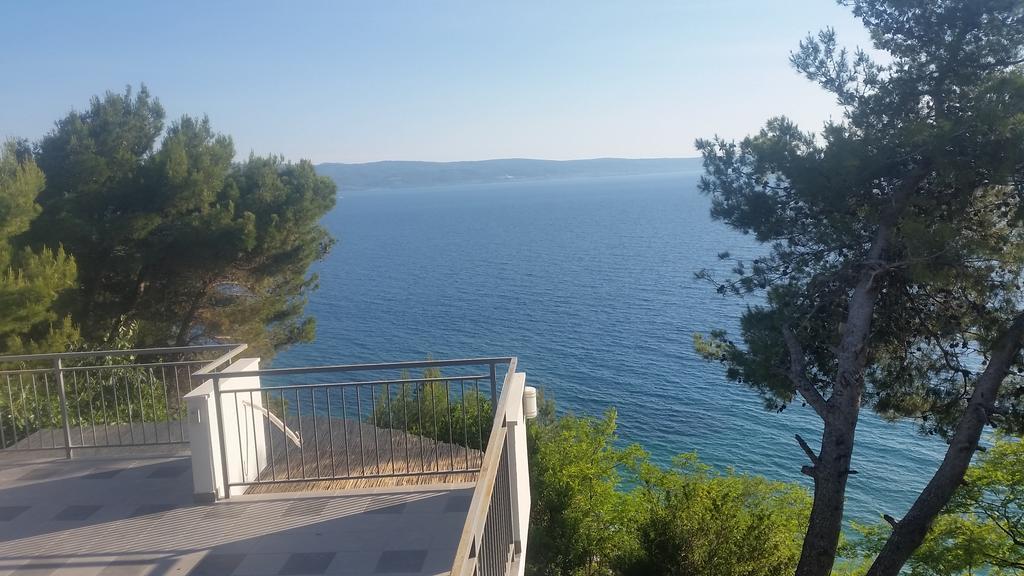 Apartments Garac Dugi Rat Buitenkant foto